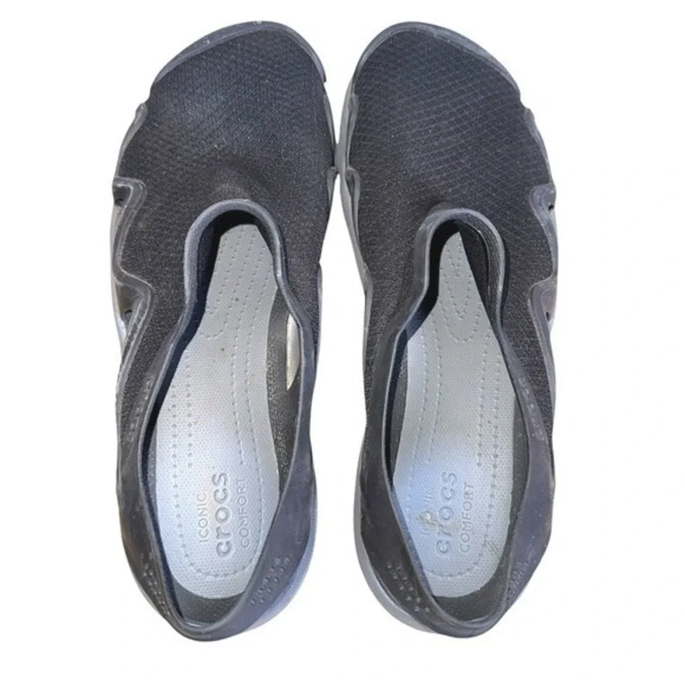 Crocs Swiftwater Mesh Wave Mens Size 13 Pre-Owned Sandals Black Grey Water Shoes